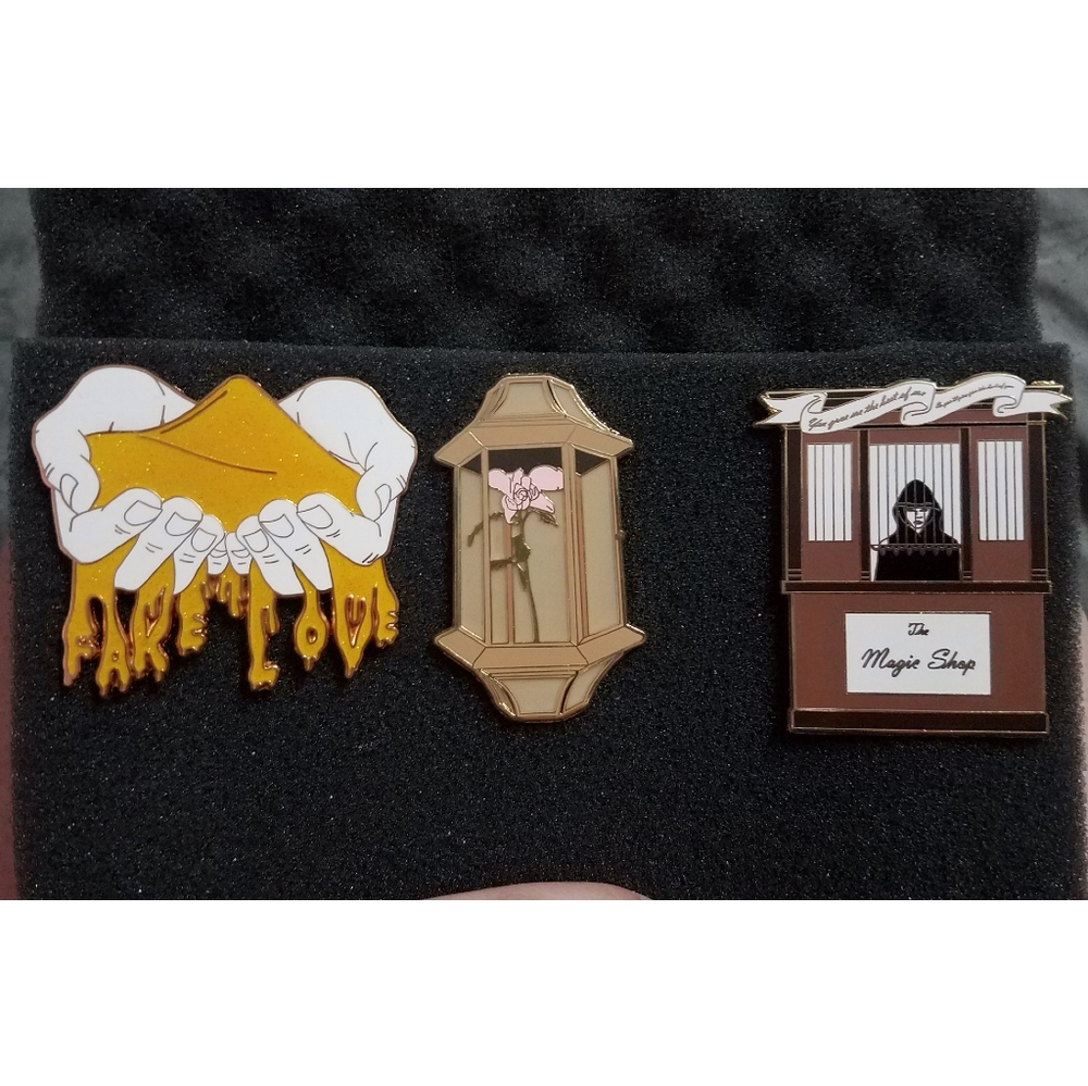(Lot of 3) BTS Fake Love Pins